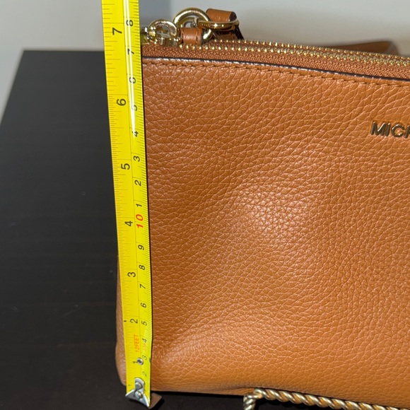 Michael Kors Tan and White Crossbody Bag - Picture 15 of 15